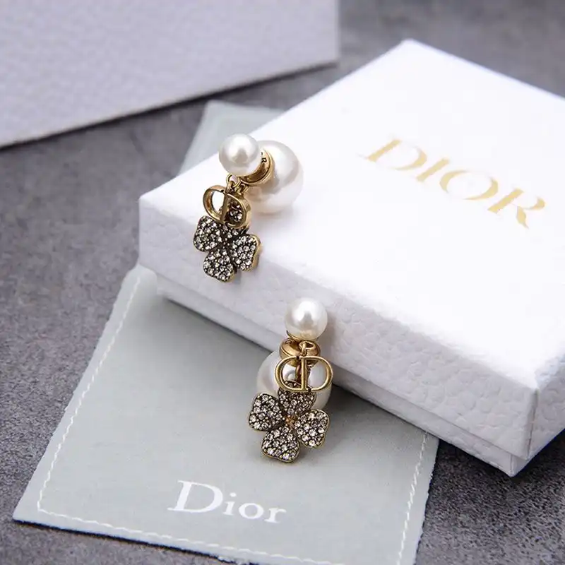 Affordable Hot Dior Tribales Earrings Antique CD, White Resin Pearls And White Four-Leaf Clover Gold 0204