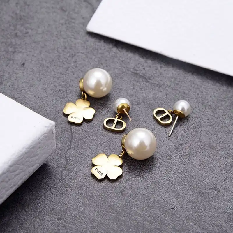 Affordable Hot Dior Tribales Earrings Antique CD, White Resin Pearls And White Four-Leaf Clover Gold 0204