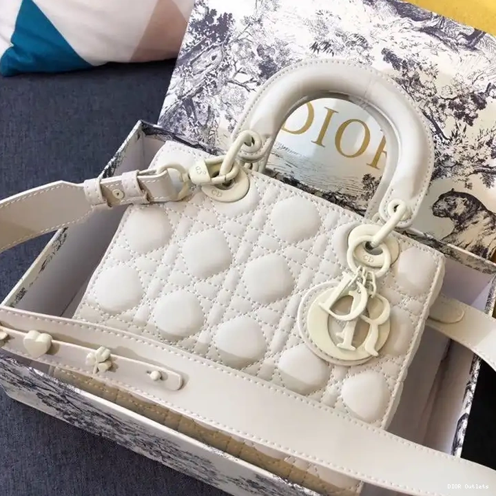 Affordable Hot Lady Ultramatte My Calfskin Bag ABCDior Cannage Dior White 0214