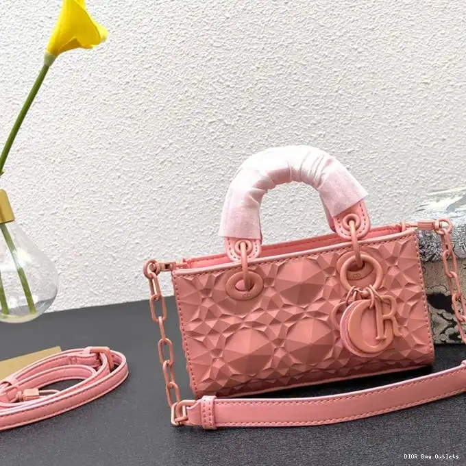 Affordable Hot Lady Bag Motif Calfskin Ultramatte D-Joy with Micro Cannage Diamond Pink 0213